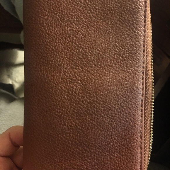 Adrienne Vittadini Wallet - Picture 4 of 4